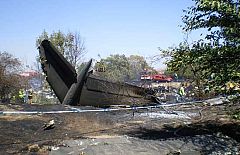 Imputados por homicidio el jefe de mantenimiento y los dos mecánicos que revisaron el avión JK-5022