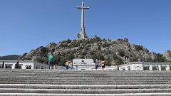 La familia de Franco advierte a Pedro Sánchez que la exhumación podría ser "prevaricación"