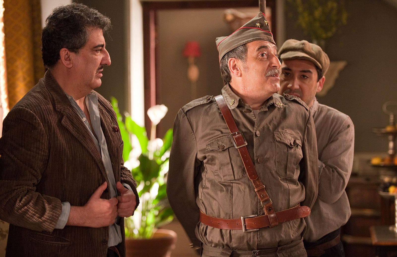 A photo of Austrian far right leader Haider stands in St. Stephens Cathedral in Vienna