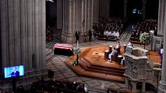 Obama y Bush destacan que competir con McCain para llegar a la Casa Blanca les hizo "mejores presidentes"