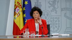 El Gobierno avisa a Torra de que "las sentencias hay que aceptarlas" e insiste en el diálogo