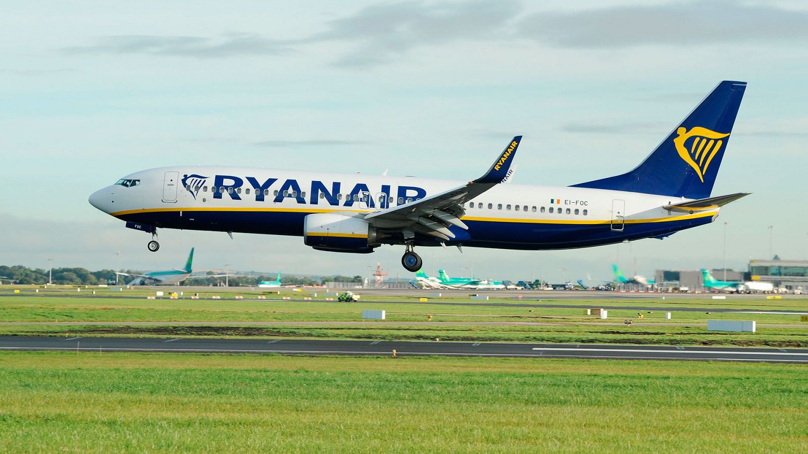 Los trabajadores de Ryanair convocan una huelga europea a finales de septiembre
