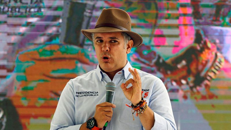 El presidente de Colombia suspende el diálogo con el ELN hasta que libere a todos los secuestrados