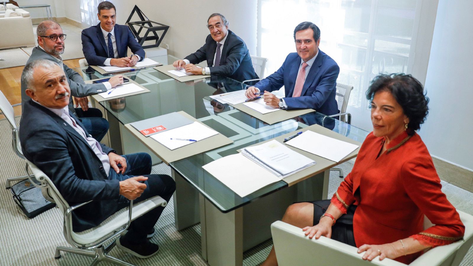 Reunión en La Moncloa sobre el futuro de la FP