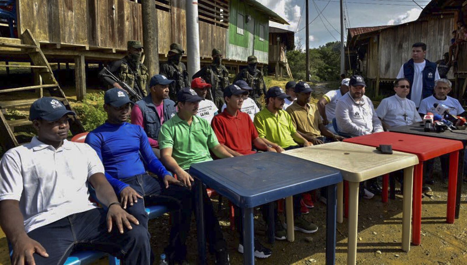 Rehenes liberados por el ELN en el Choco, Colombia
