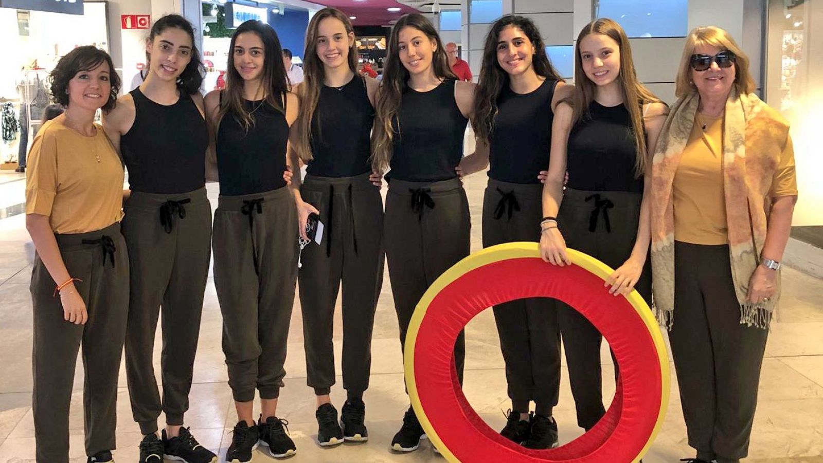 El equipo español de gimnasia rítmica