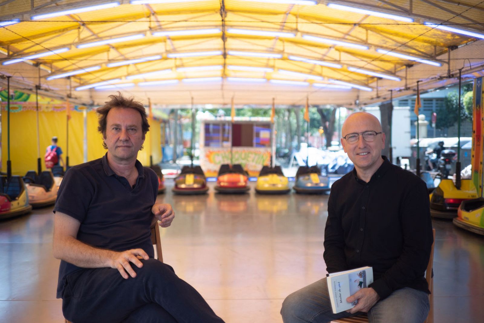 Óscar López charla con Marcos Giralt Torrente