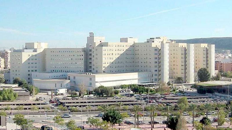 Muere un niño de 2 años que fue maltratado por la pareja de su madre en Elche 