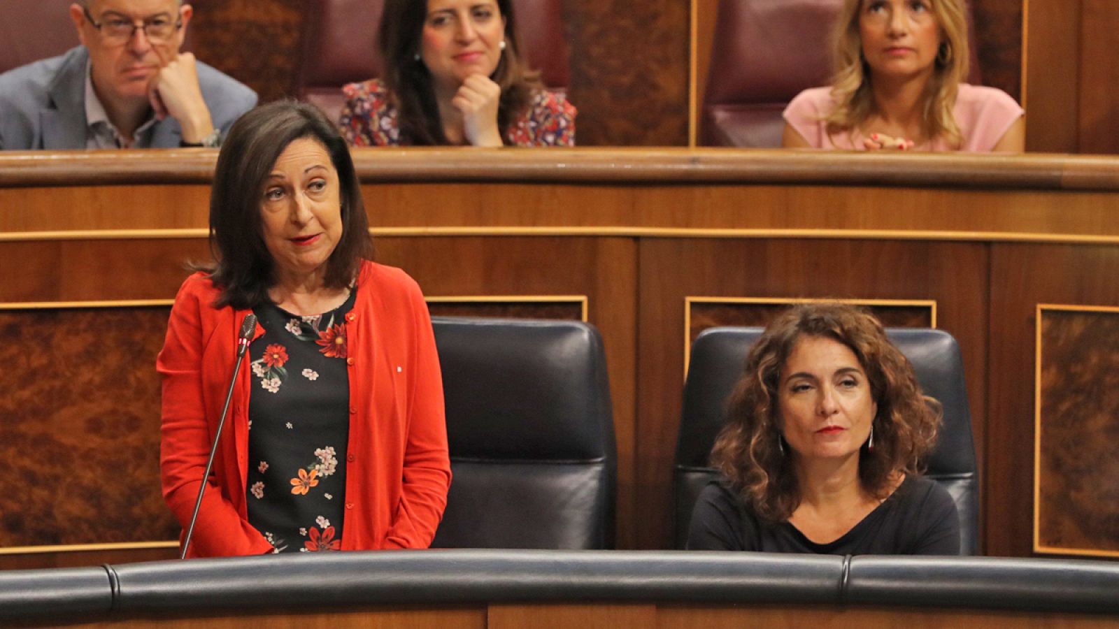 Margarita Robles, en la sesión de control al Gobierno