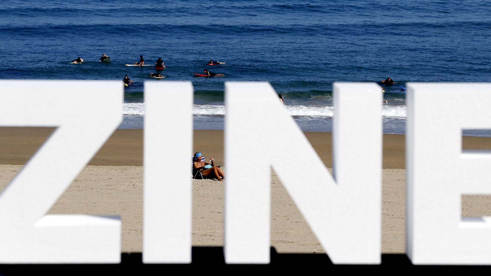 Vista desde las terrazas del auditorio Kursaal de San Sebastián.