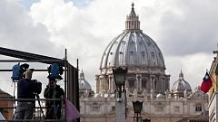 El papa acepta la renuncia de otros dos obispos chilenos por el escándalo de abusos sexuales