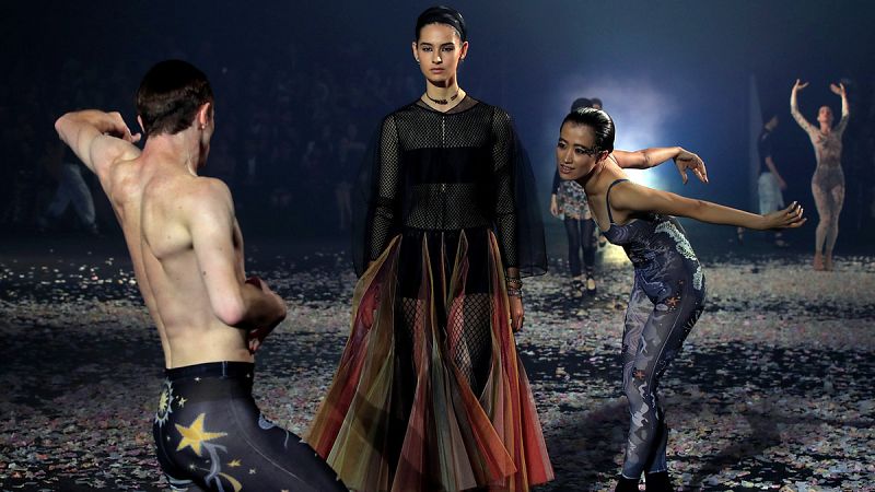 Dior y la danza de la costura 