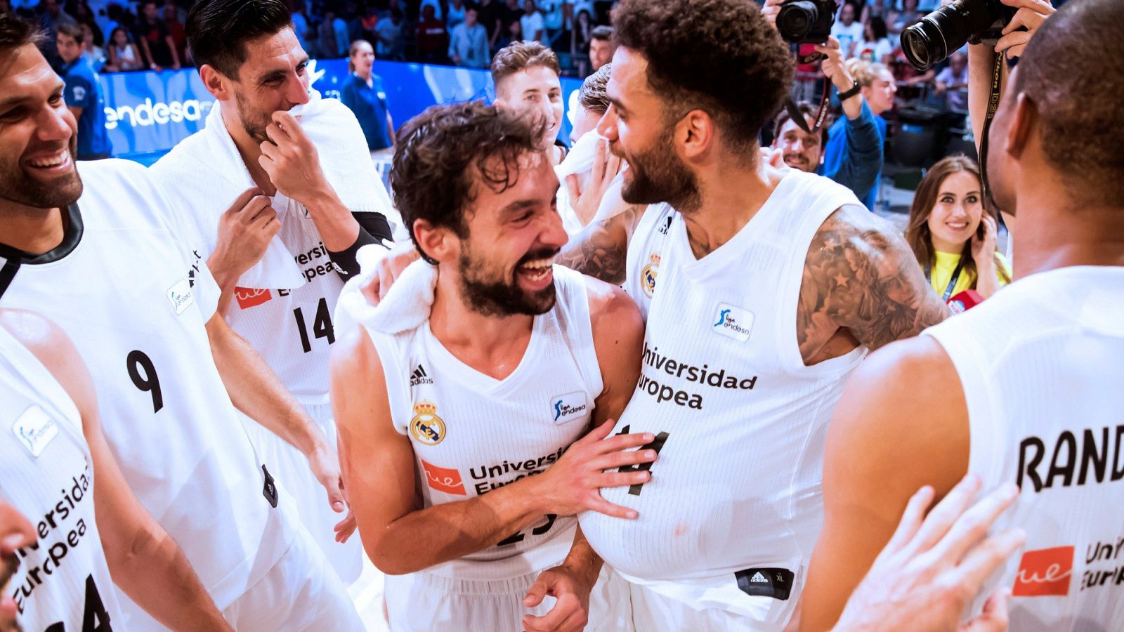 EL REAL MADRID LOGRA SU QUINTA SUPERCOPA TRAS IMPONERSE AL BASKONIA