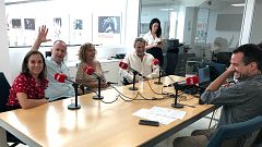 Con los obreros del teatro al Español y el Temporada Alta de Girona