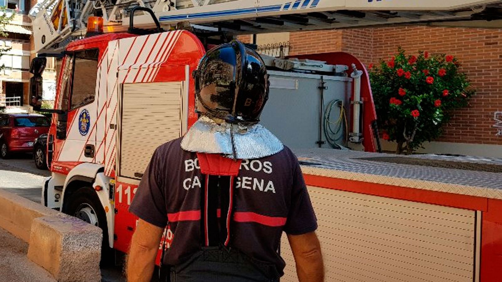 Imagen de archivo de una bombero en Cartagena