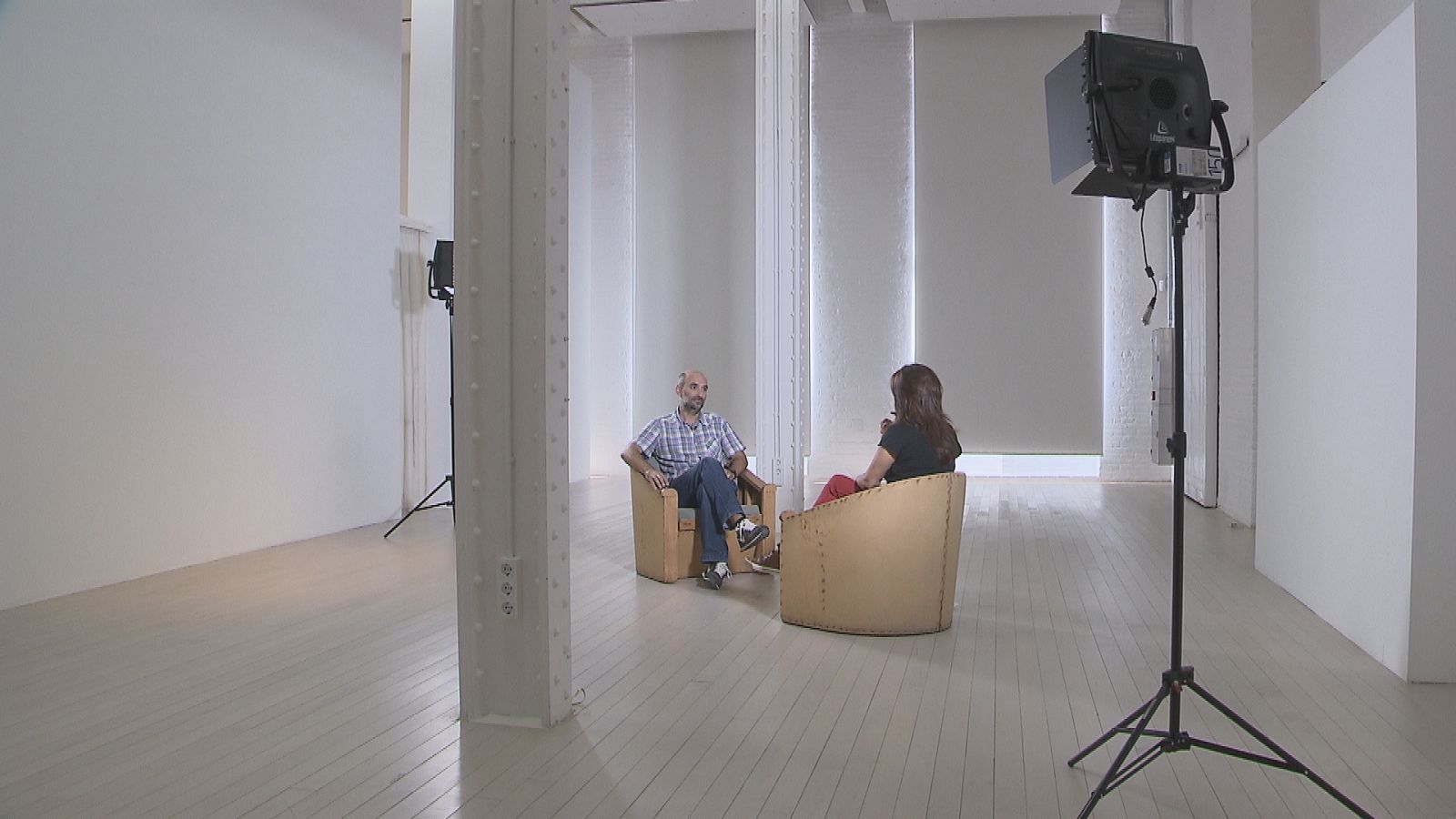 Montse Elias entrevista Joan Miquel Oliver