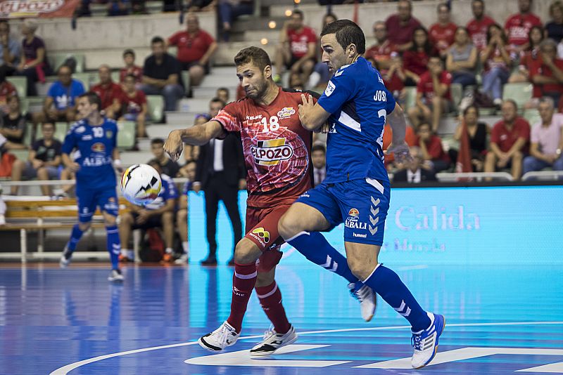 ElPozo se da un festín a costa del Valdepeñas y sigue invicto