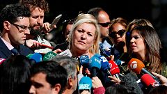 La víctima recurrirá al Supremo la absolución de Vela, dice que no se rinde y cree que el tribunal "no ha sido valiente"
