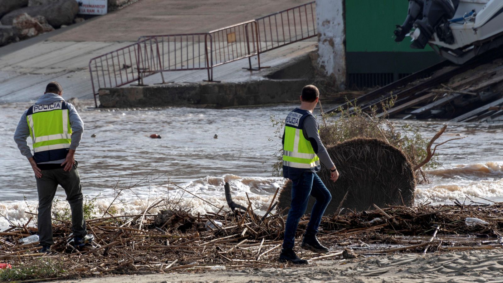 Los servicios de rescate buscan a los desaparecidos en Sant Llorenç