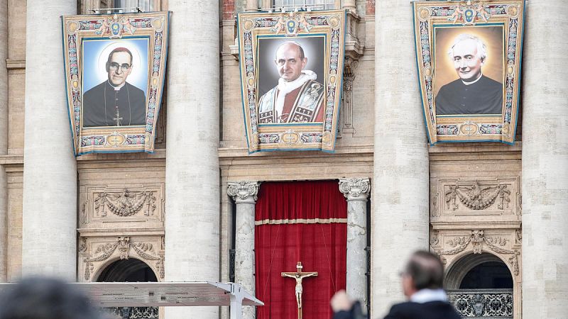 El papa proclama santos a Pablo VI, al obispo Romero y a la monja española Nazaria Ignacia