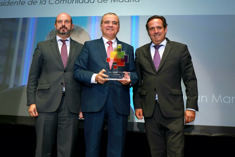 Juanma Romero, premio extraordinario CEIM por su apoyo al mundo de la empresa