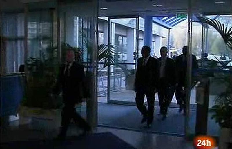 La OPEP decide reducir la producción de petróleo en 1,5 millones de barriles por día