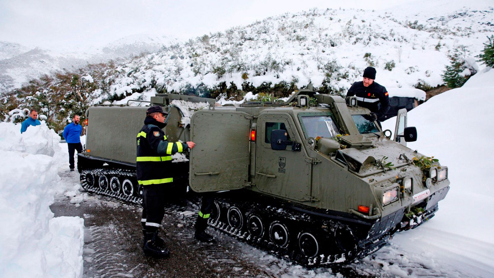 Más de un centenar de efectivos de la UME desplazados a Asturias