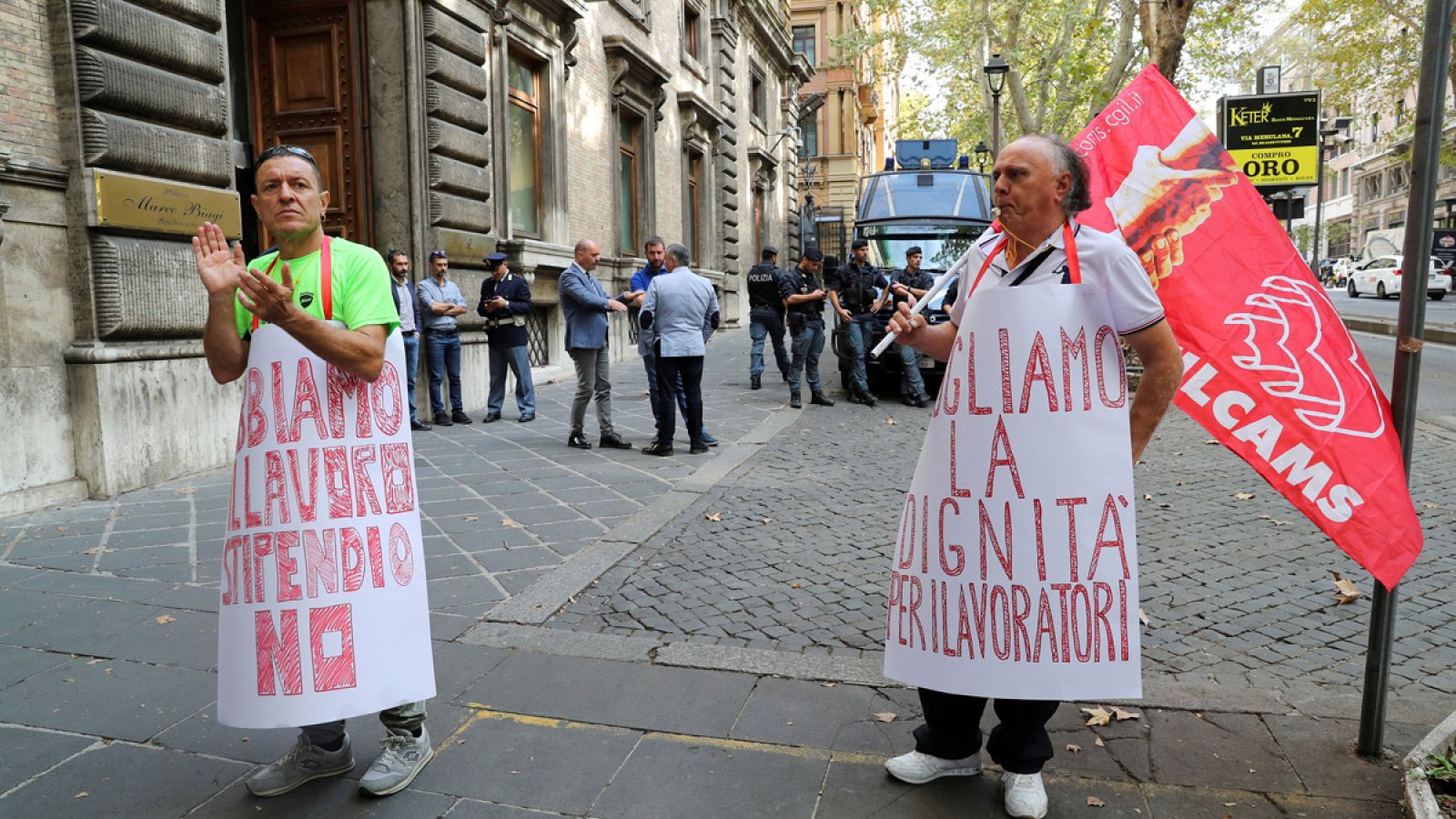 Protesta ante el Ministerio de Trabajo en Roma