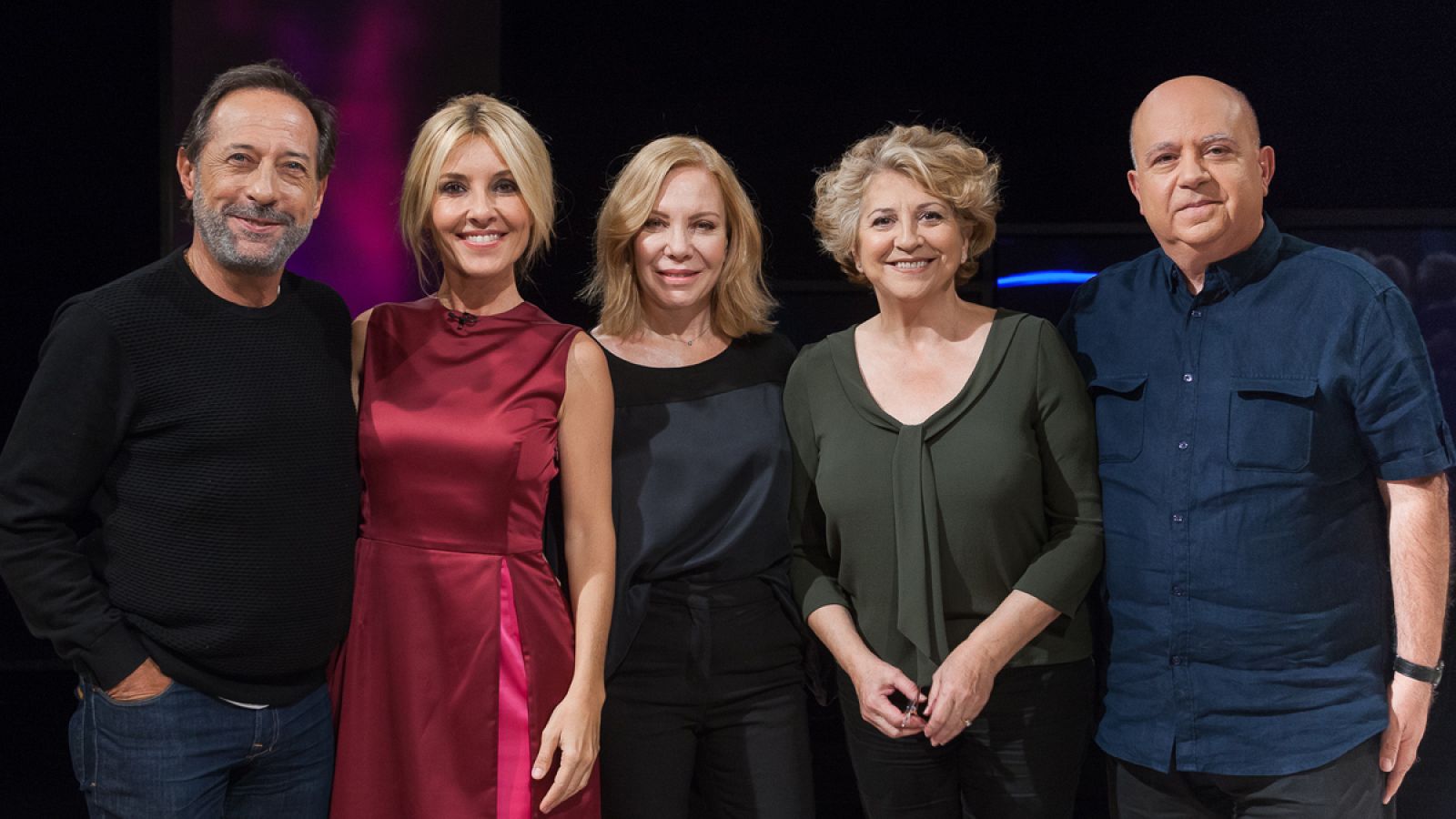 Guillermo Francella, Cayetana Guillén Cuervo, Cecilia Roth, Esther García y Agustín Almodóvar