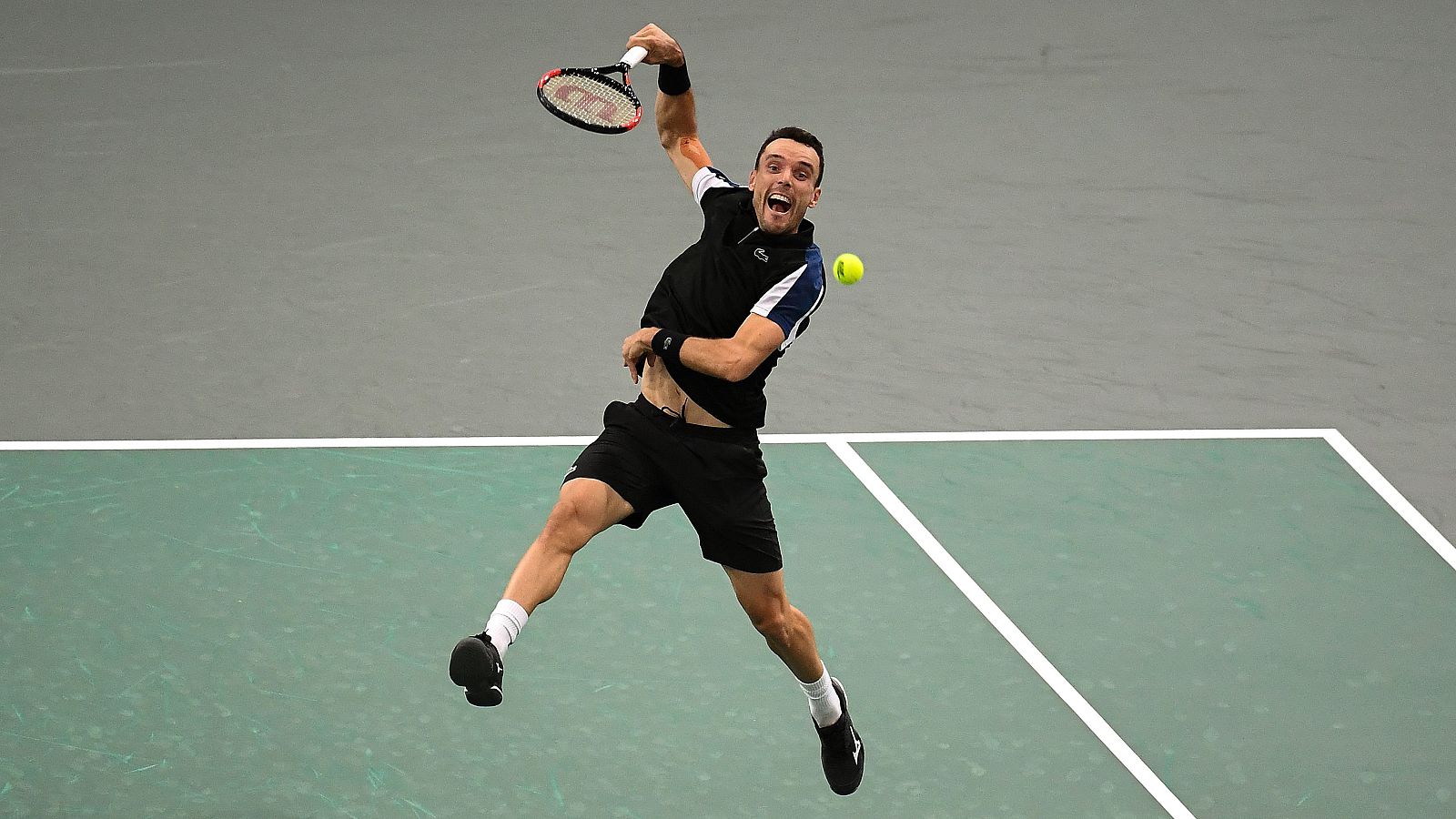 Roberto Bautista, en París