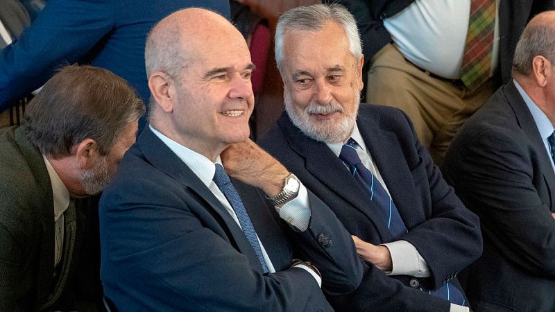 Las defensas de los ERE alegan que "falta concreción" en las imputaciones a los excargos y desacreditan las pruebas policiales