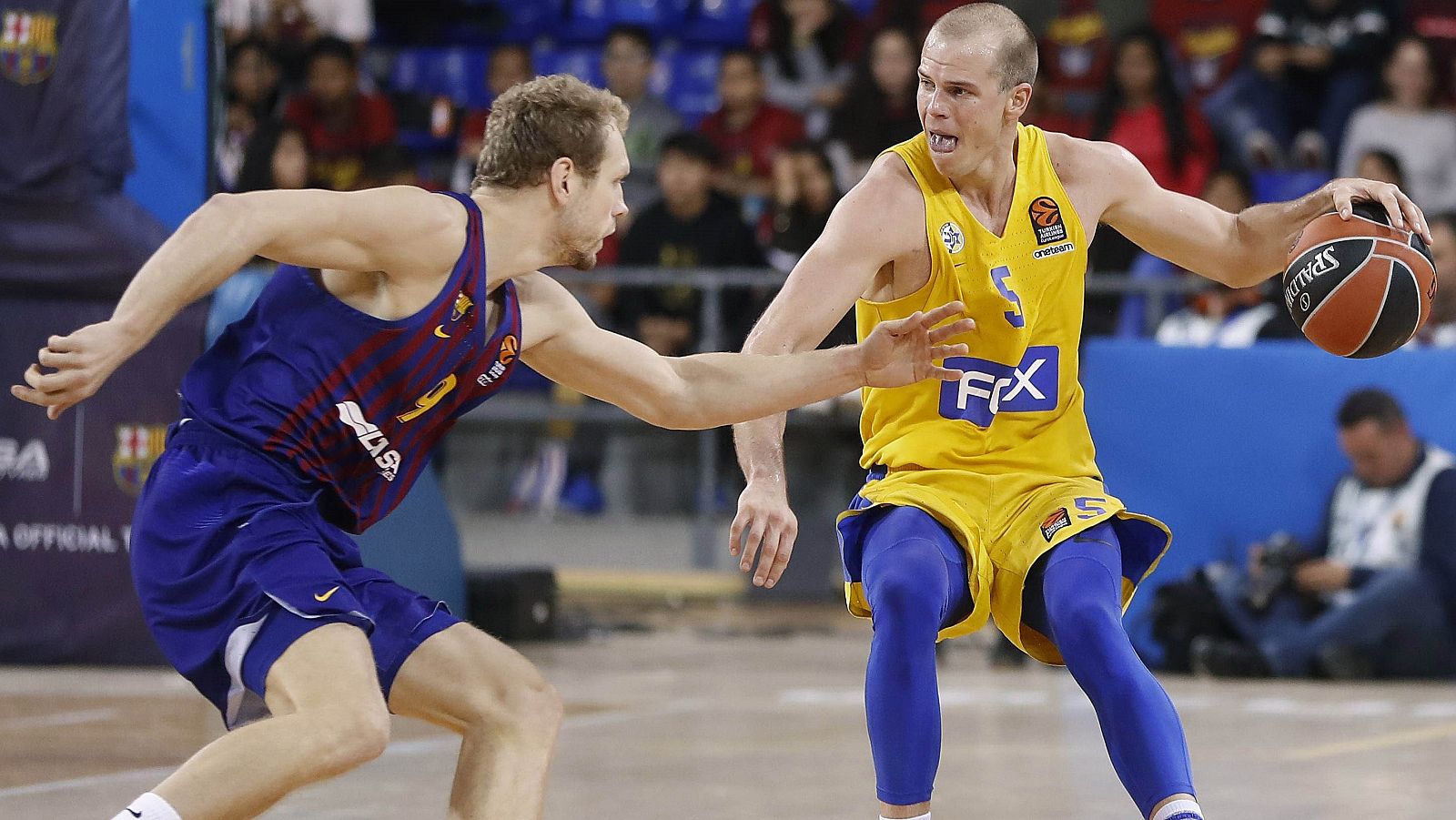 El Barcelona lo borda en la segunda parte y vence a Maccabi por 74-58