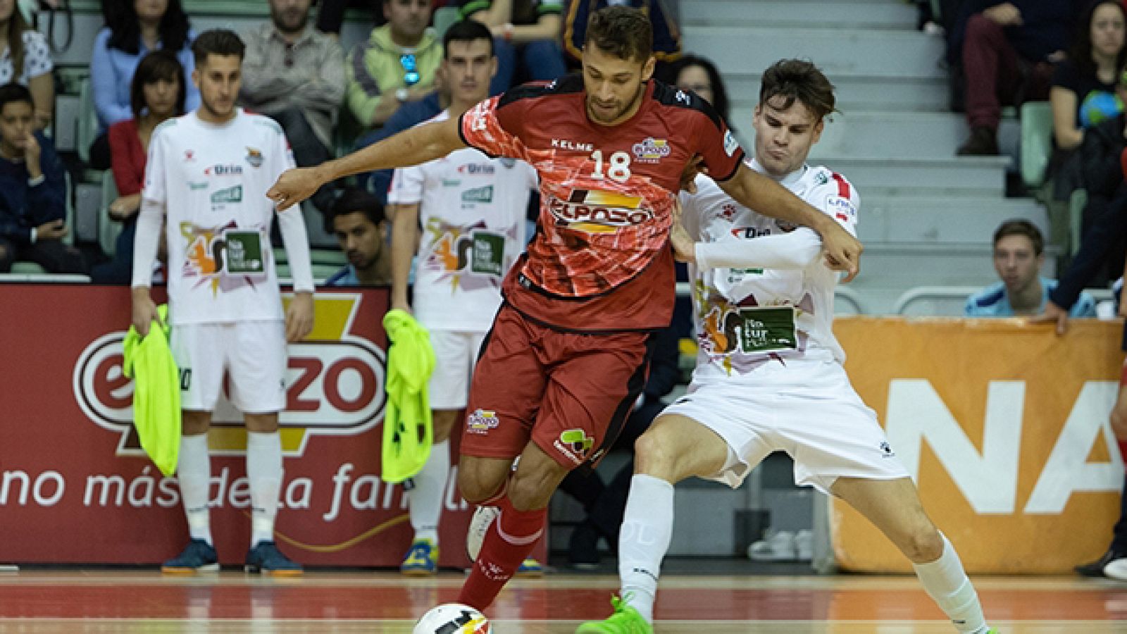 El Segovia doblega a ElPozo en Murcia (2-3)