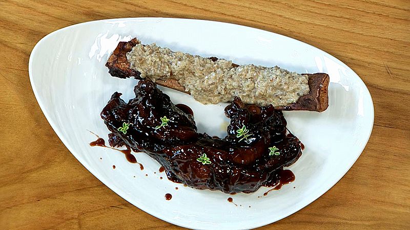 Costilla de ternera con championes