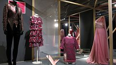 El Museo del Traje se tiñe de rosa