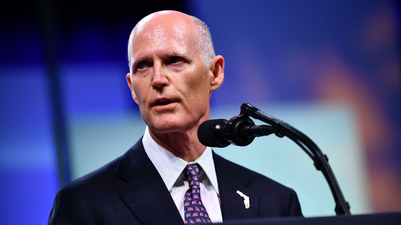 El gobernador de Florida, Rick Scott