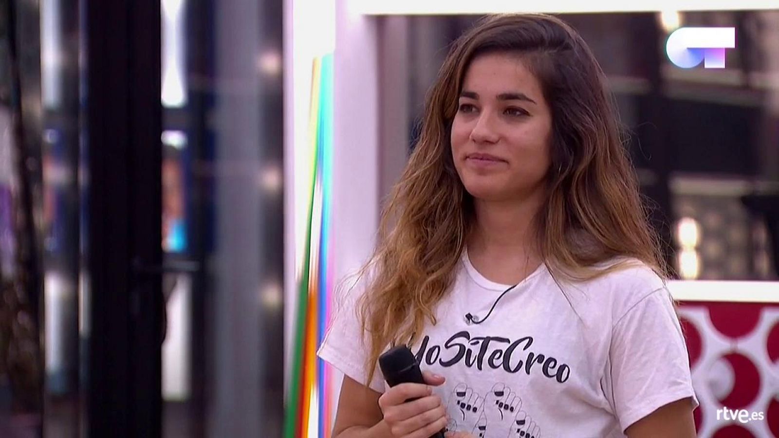 Julia durante el primer pase de micros de la semifinal de 'OT 2018'