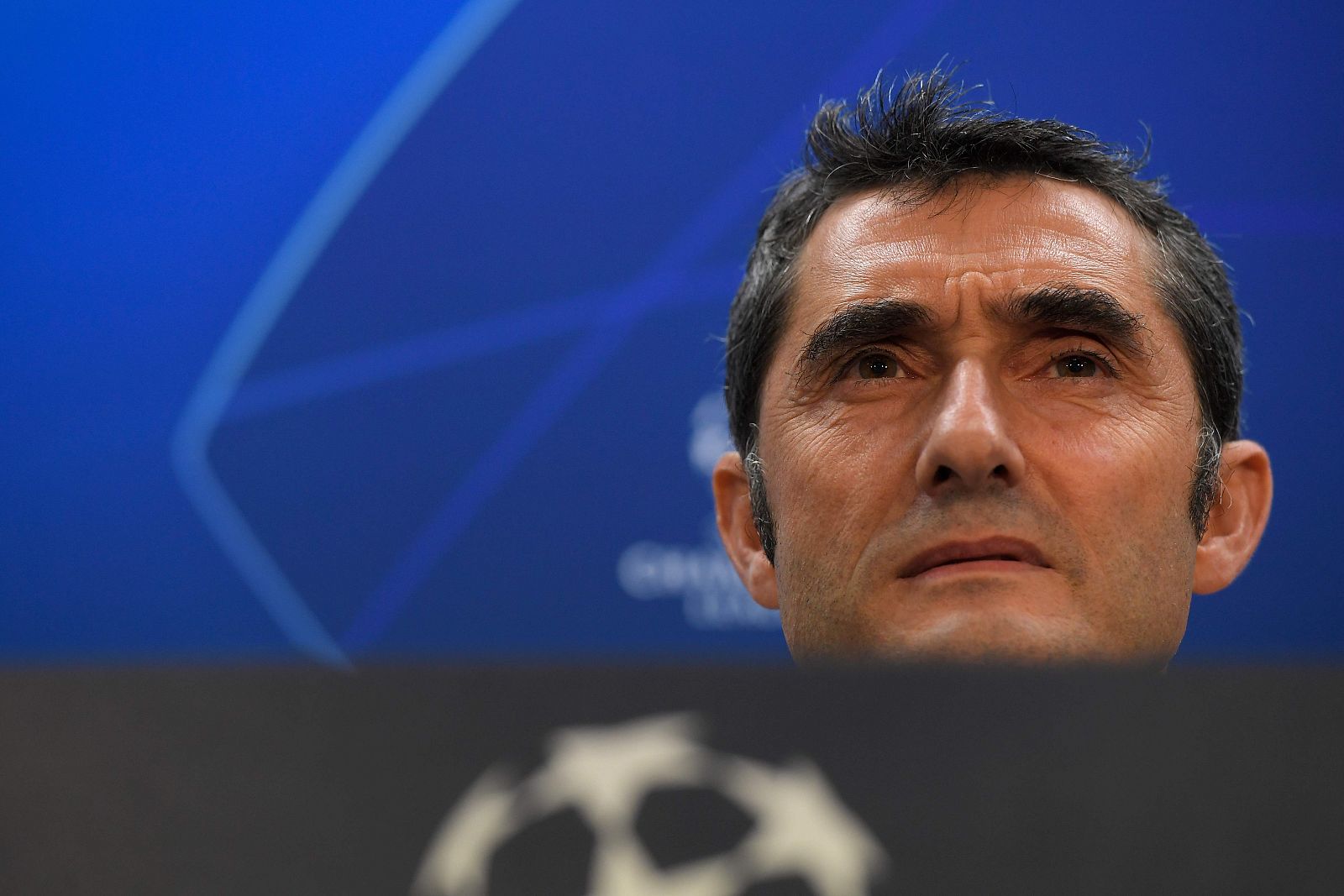 Imagen del entrenador culé, Ernesto Valverde, durante la rueda de prensa.