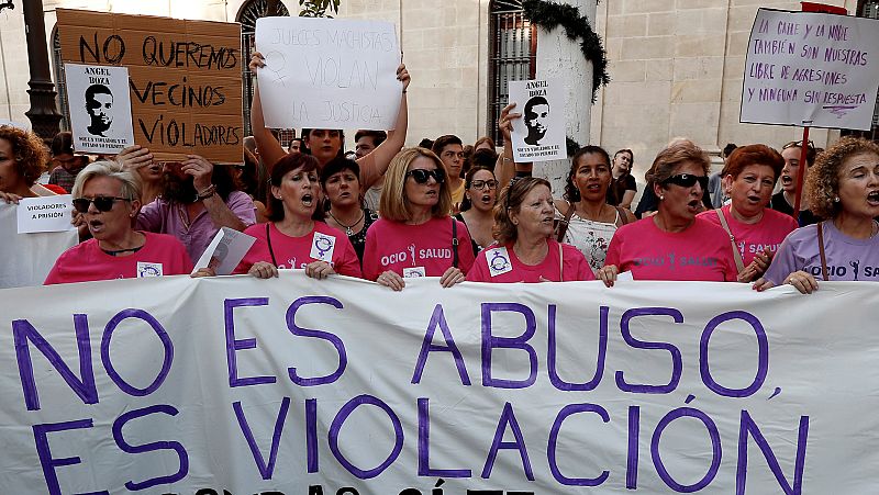 Los expertos de Justicia acuerdan calificar como agresión cualquier acto sexual sin consentimiento