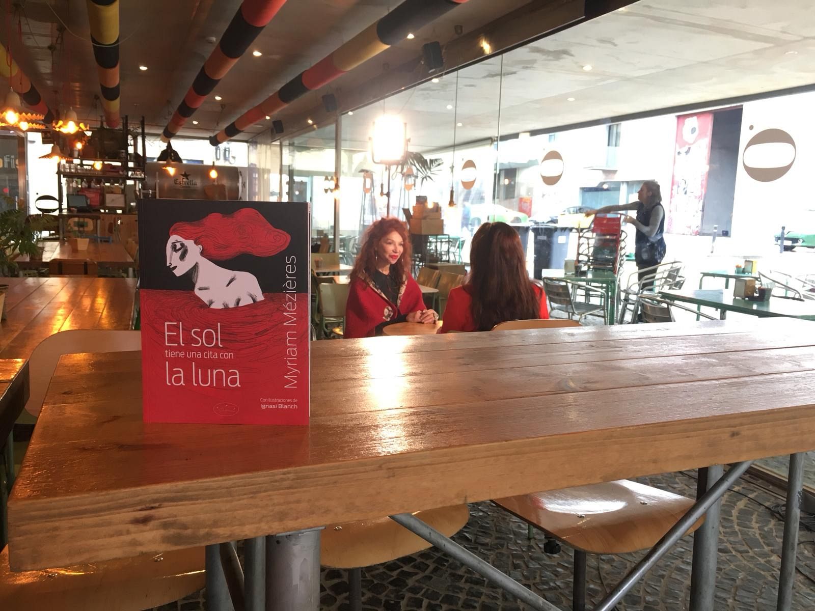 Montse Elias entrevista Myriam Mézières