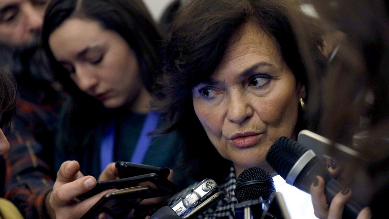 Carmen Calvo anuncia que el gobierno estudia reforzar la vigilancia de personas que hayan cumplido condenas