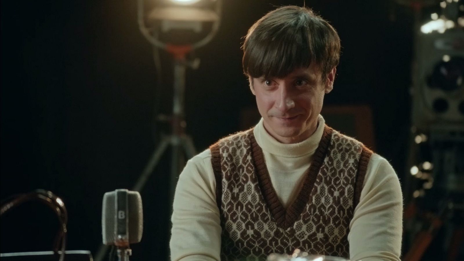 Ignacio Mateos caracterizado como Aparicio Sierra