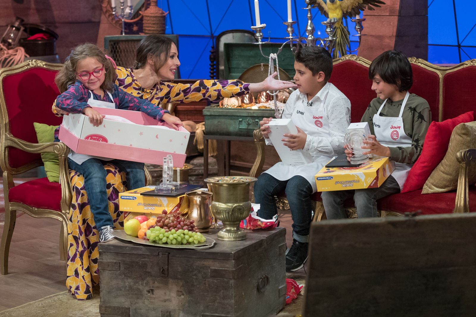 Ferran, Unai y Carlota, abandonaron las cocinas en la segunda entrega del programa