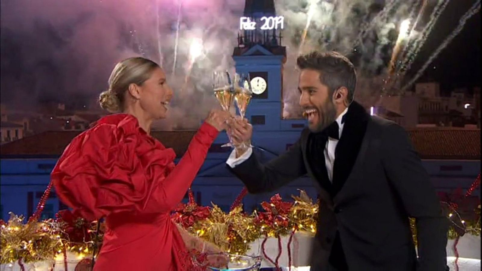 Primer brindis del 2019, con Roberto Leal y Anne Igartiburu