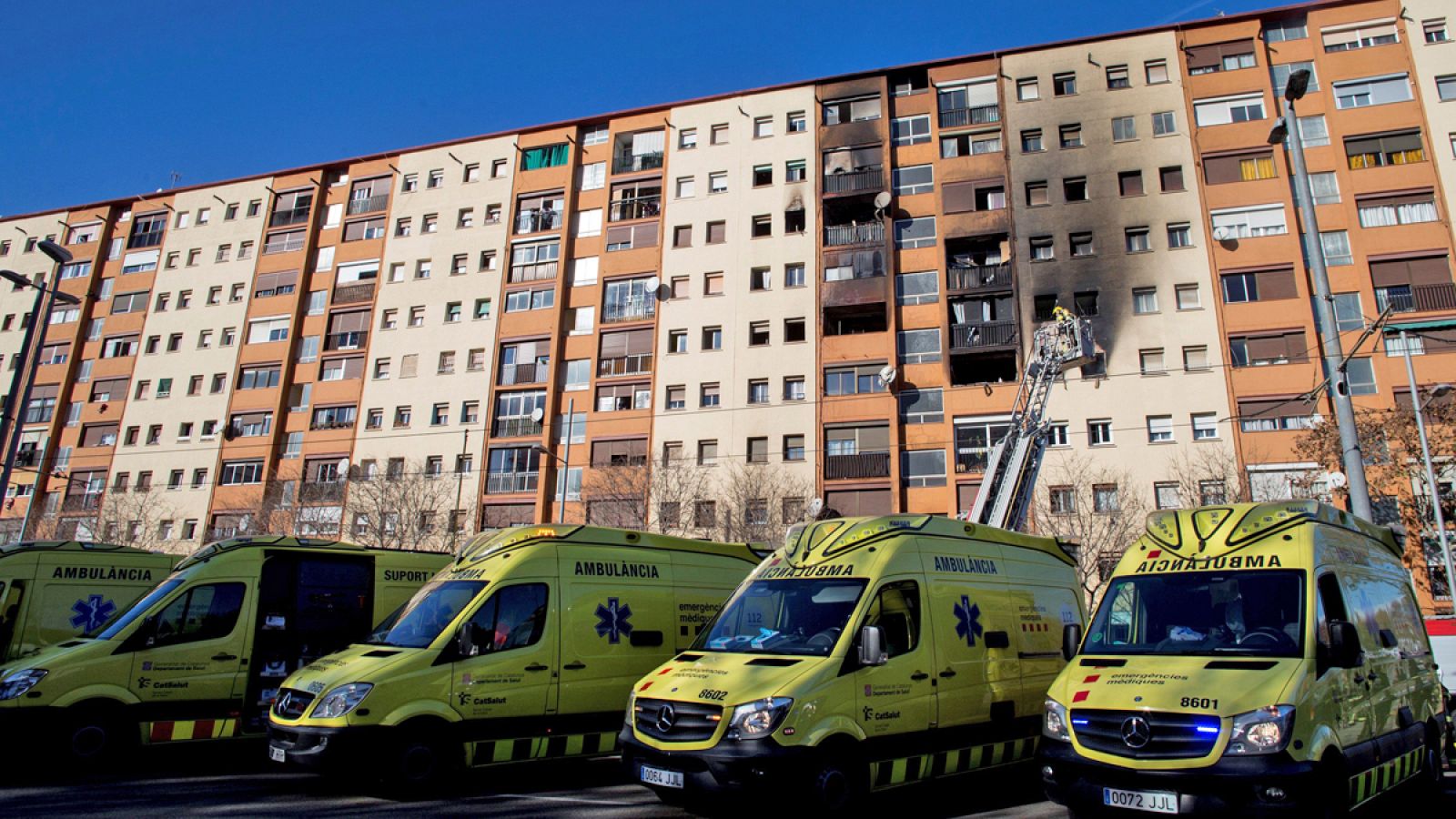El edificio de Badalona donde se produjo el incendio