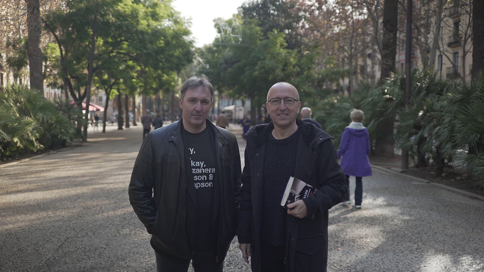 Carlos Zanón con Óscar López