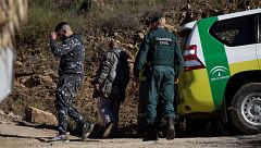 Los equipos de rescate abren un túnel lateral para llegar a Julen, el niño de dos años que cayó en un pozo de Totalán