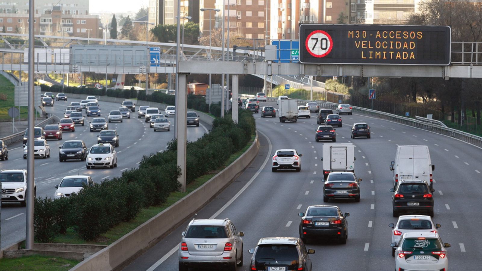 La M-30 de Madrid con restricciones de velocidad