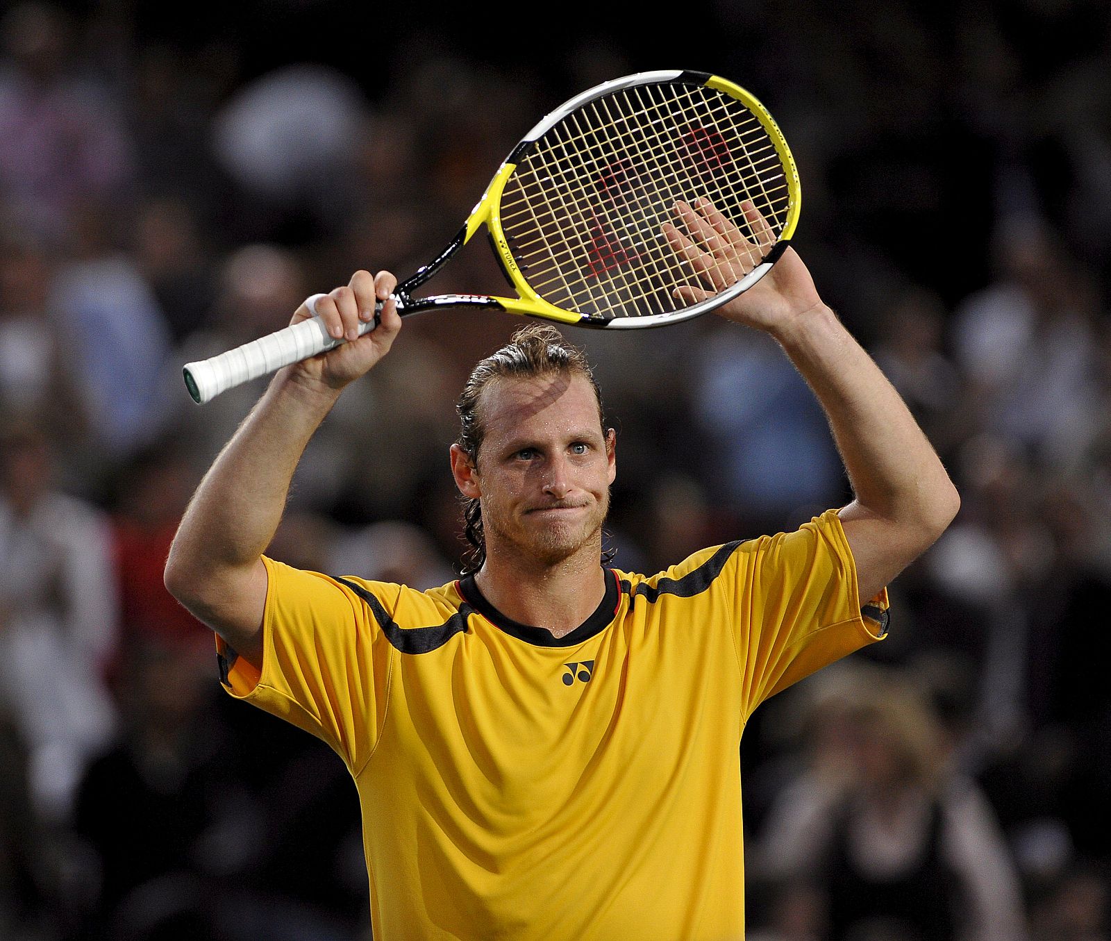 El argentino David Nalbandian celebra su victoria ante el ruso Nikolay Davydenko.
