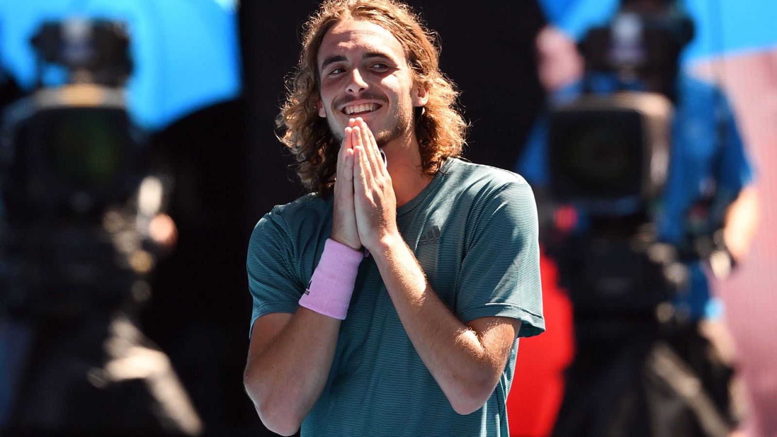 Un digno Bautista se despide en cuartos frente a Tsitsipas